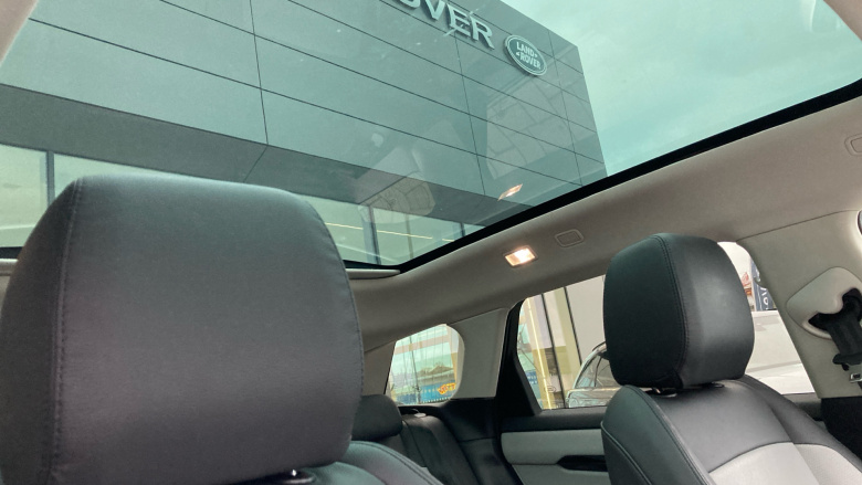 Land Rover Range Rover Evoque 2.0 D200 Dynamic SE 5dr Auto Diesel Hatchback